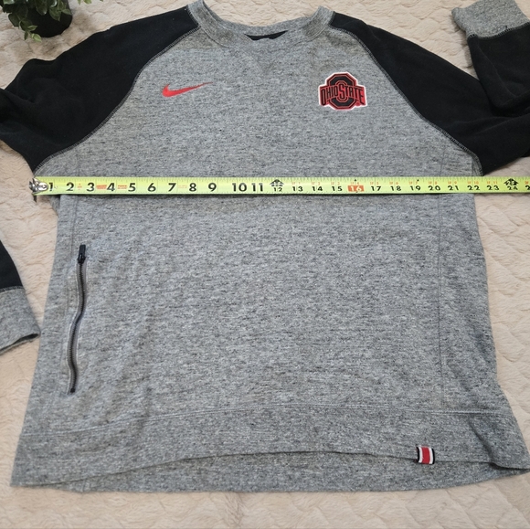 Nike Ohio State University Heathered Gray and Black Crewneck, Size Large - Picture 3 of 7